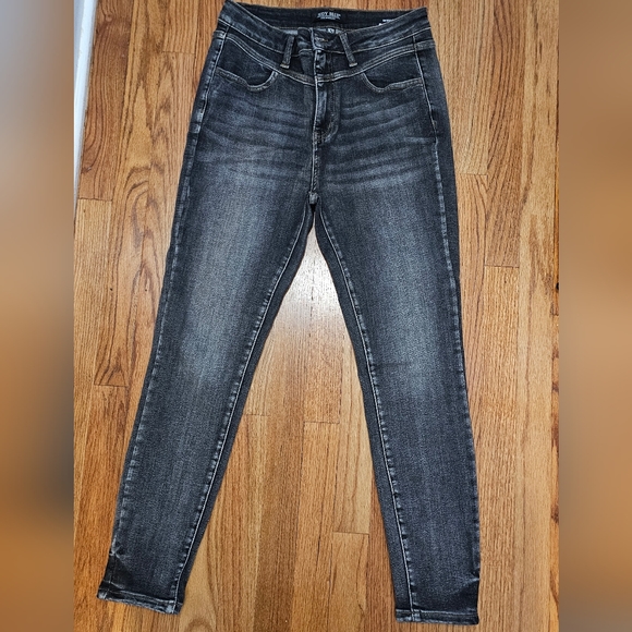 Judy Blue Denim - Judy Blue Jeans Black Size 9/29 Skinny Jeans